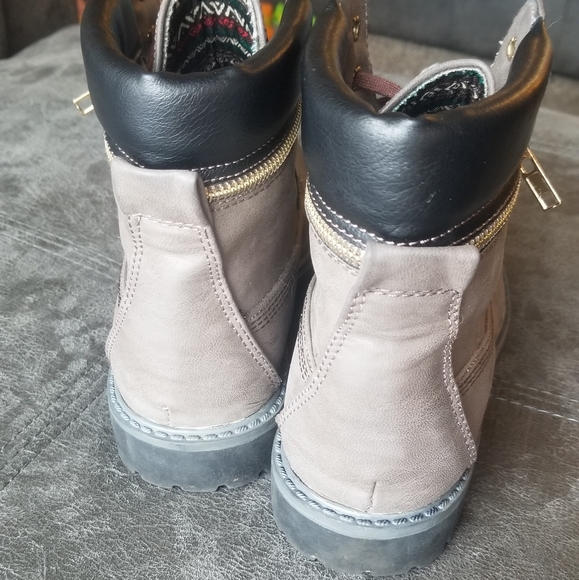 Bella Marie Women Denver Ankle Boots (8.5) - Picture 4 of 7